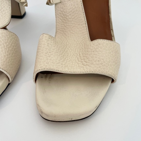 Valentino‎ Garavani Rockstud T Strap Chunky Heel Sandals Heels in Cream Size 10 - Picture 4 of 7